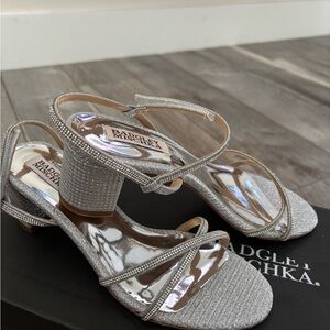 Badgley Mischka Women's Silver Strappy Sandals